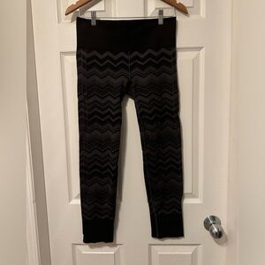 Lululemon ebb to street pant size 8 vguc
